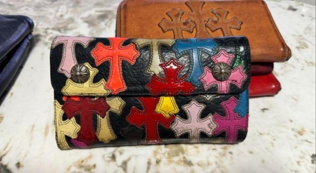 CHROME HEARTS クロムハーツ マルチカラー セメタリークロスパッチ 財布 ウェーブウォレット | chromehearts