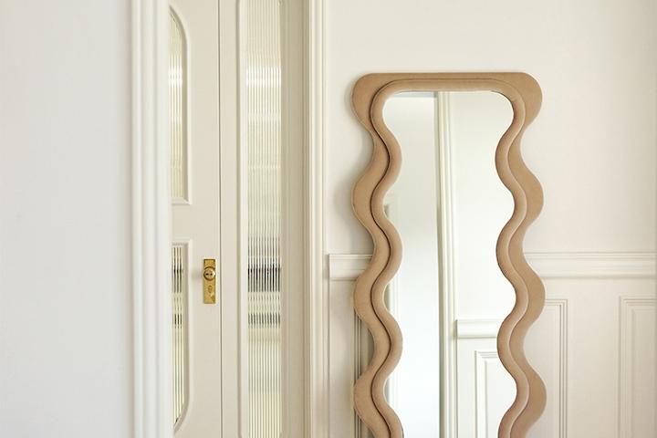 [해외] 물결 거울 현관 욕실 엔틱 유니크 비정형 인테리어 대형 웨이브 전신거울