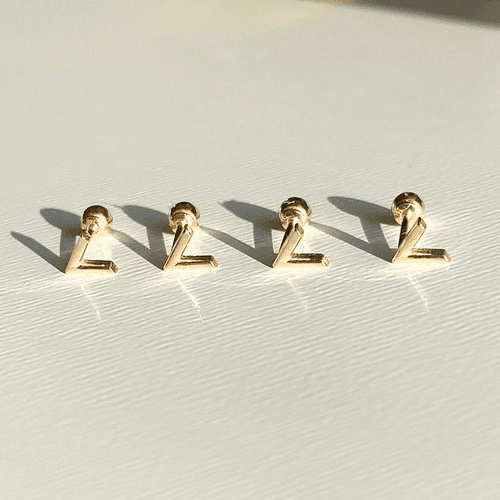 모모리 14K 브이 피어싱 - 데일리 심플 귓바퀴 금 귀걸이 / 바길이 4mm 6mm