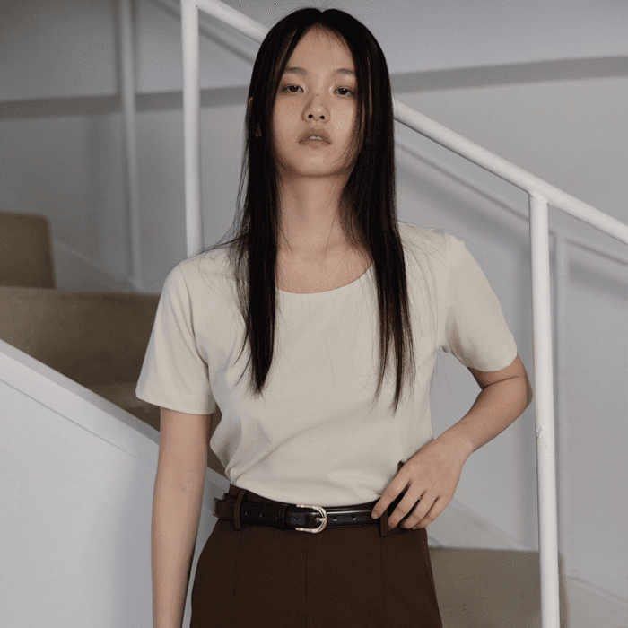 Smooth U-neck T-Shirts (Ivory)