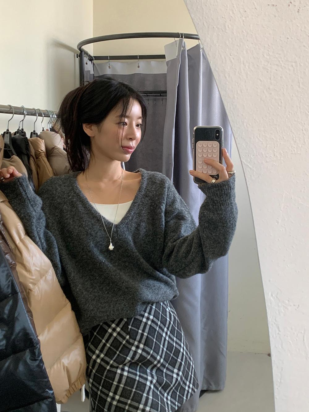 트렌디어패럴 [유튜버PICK🎁/1만장돌파!/MADE] 헤일런 울 딥 브이 니트