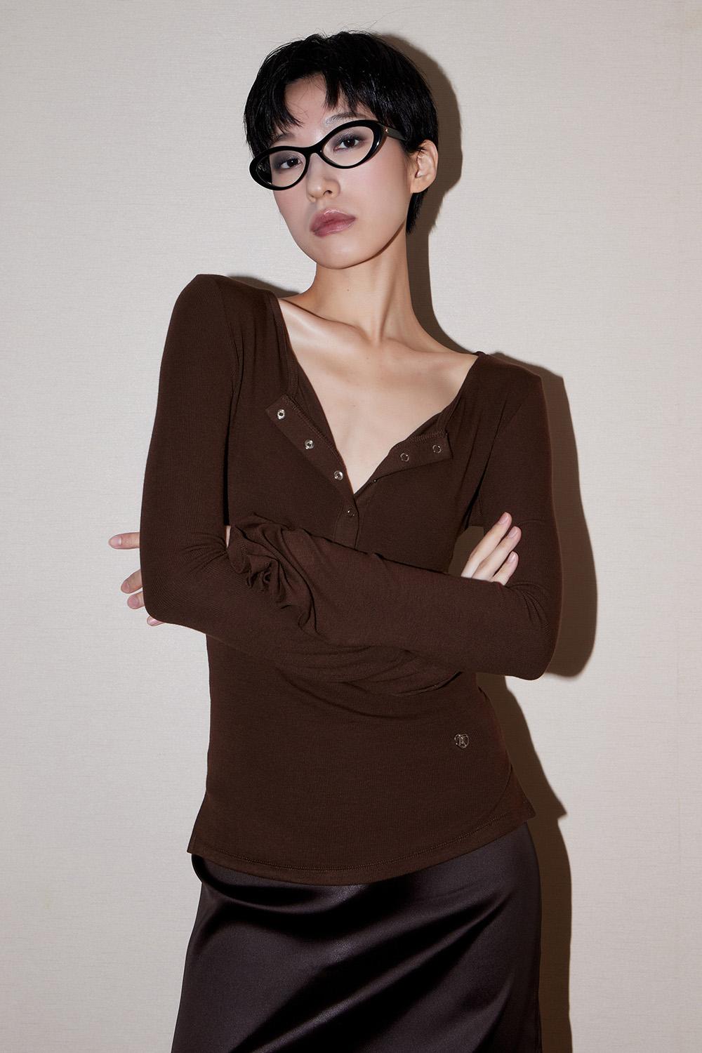 페이키 Button Bell Line Knit_Brown