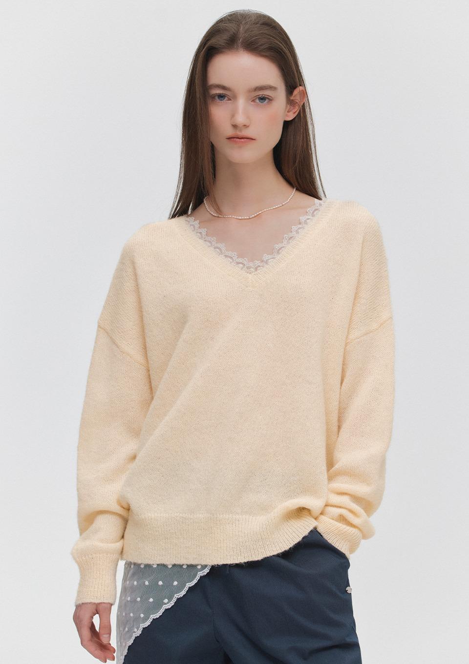 로즈 레이스 울 브이넥 니트(MAGAKN10MYE)