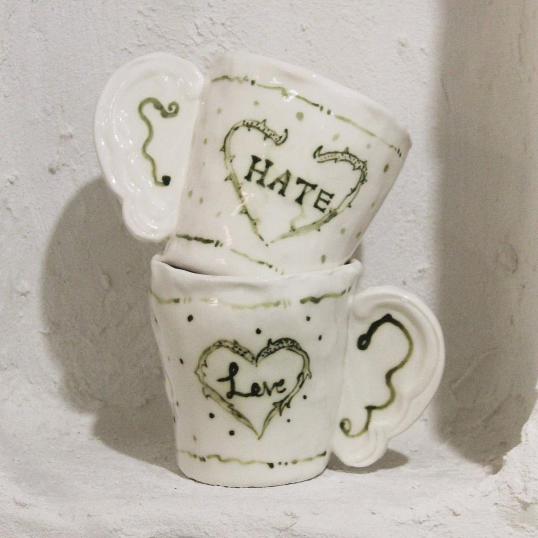 love or hate (thorn)