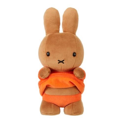 Melanie S (miffy and melanie)