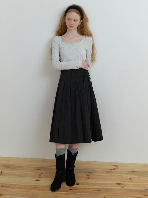 Off pleats skirt (black)