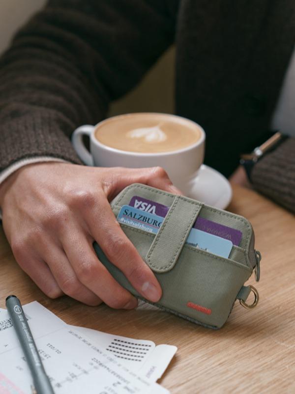 hlllo Tavel Wallet_Foggy Green