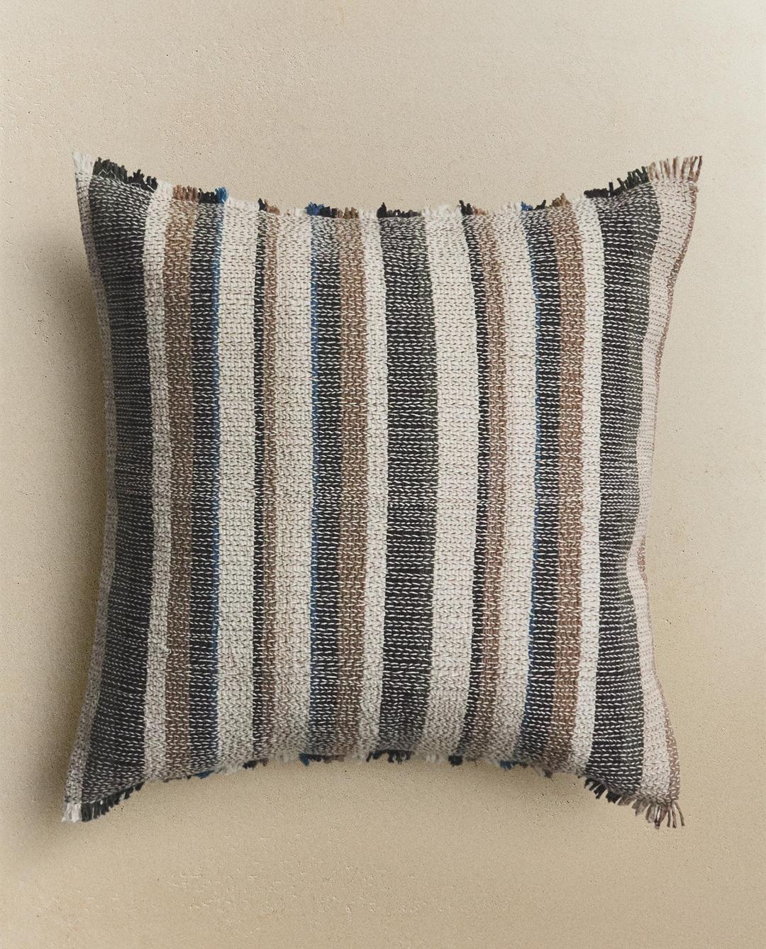 브레이드 쿠션 커버