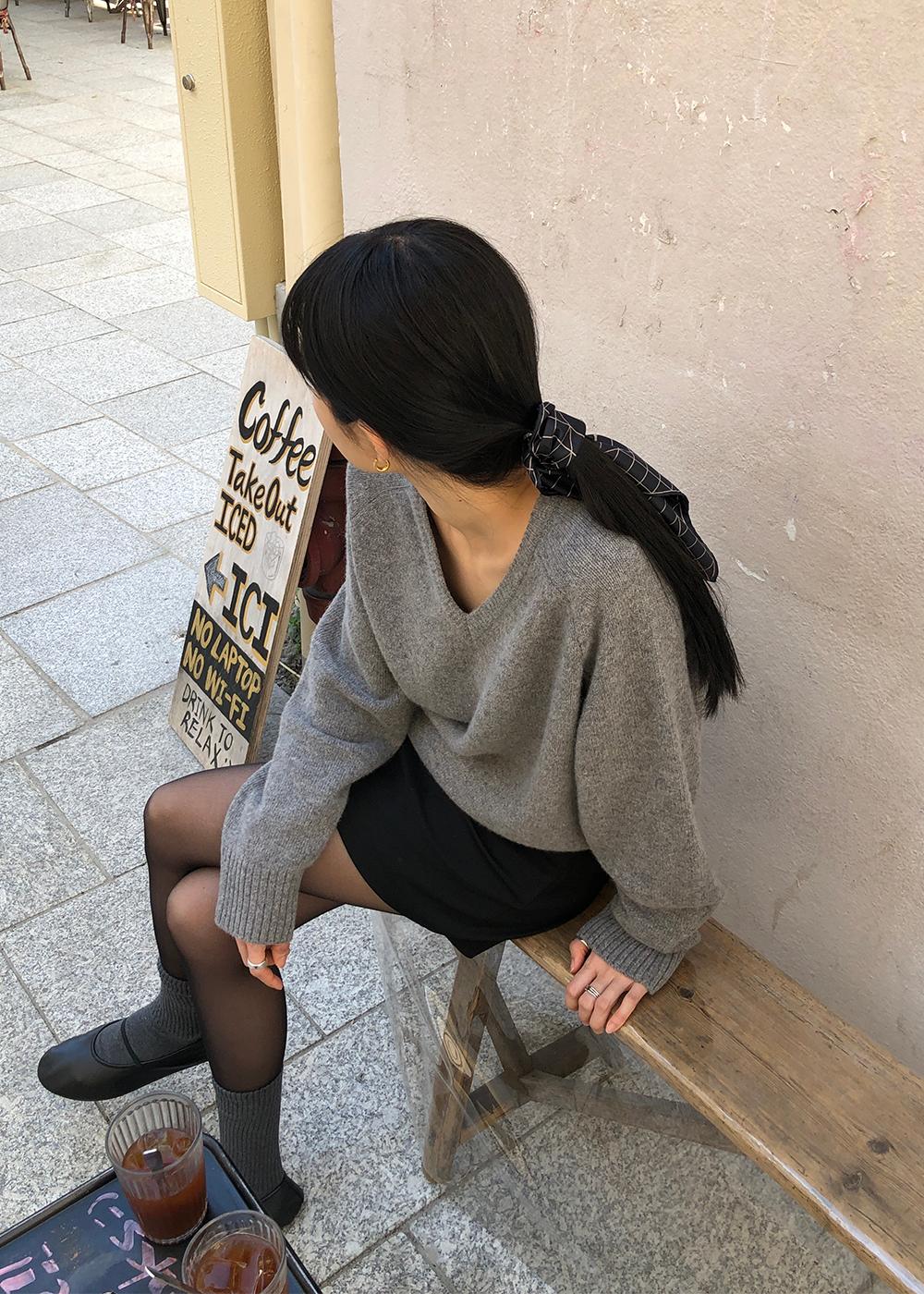 [4th] 캐시 울 브이넥 니트 (4 Colors)