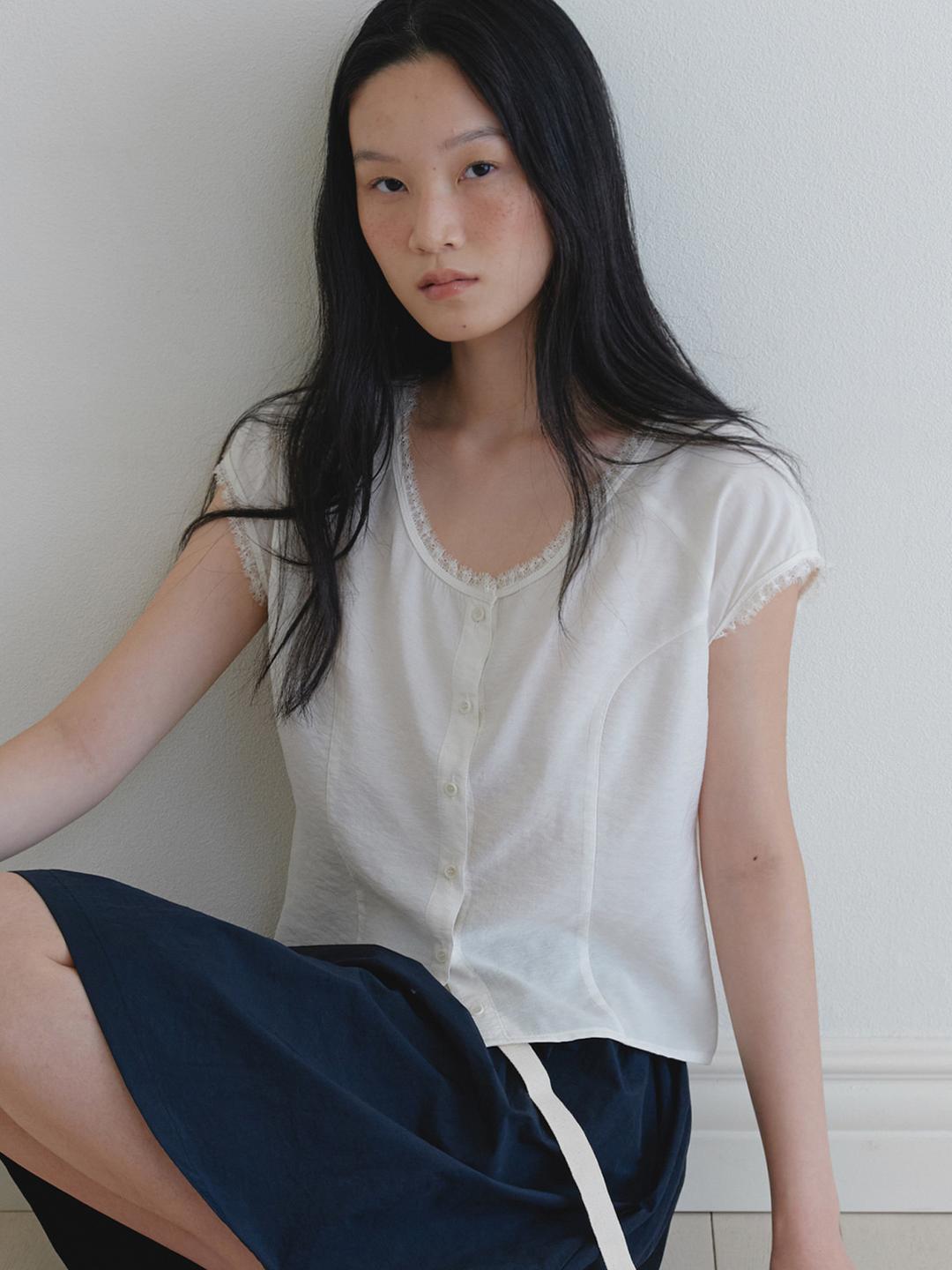 Lizzy Lace blouse_2colors