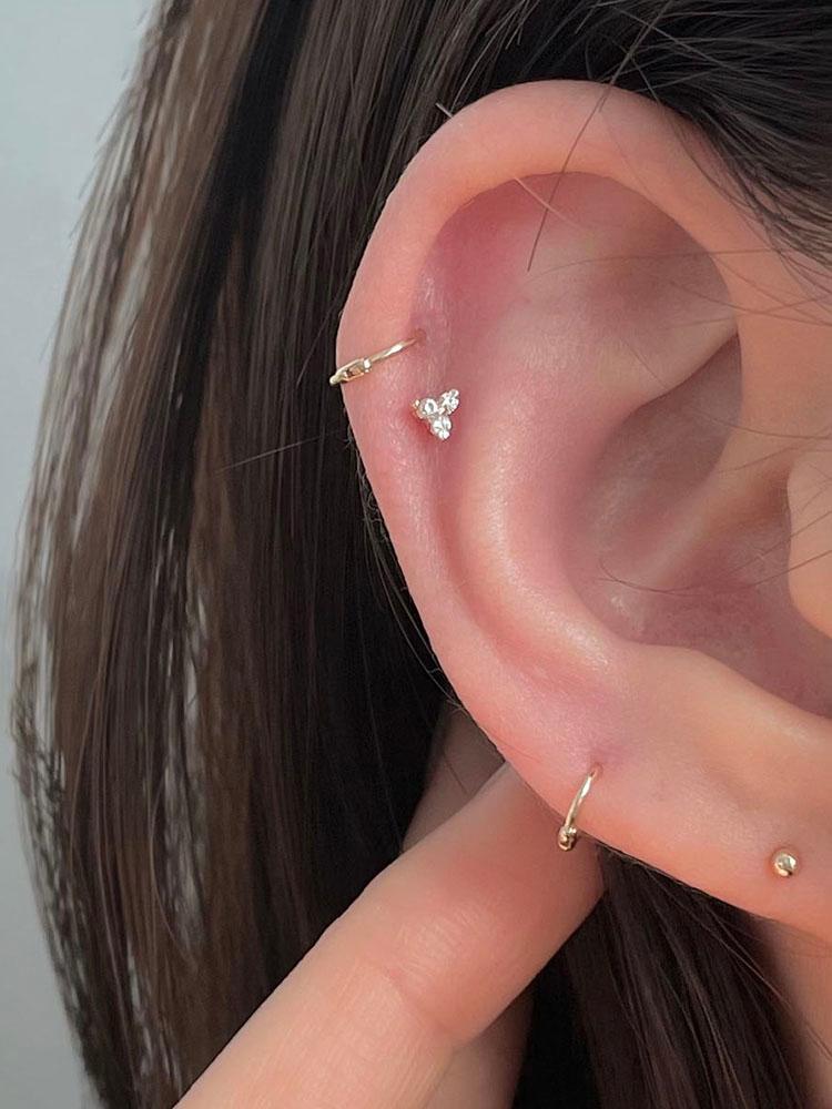 10k 큐빅 삼각 꽃 피어싱 2 size 이너컨츠 연골 귓바퀴