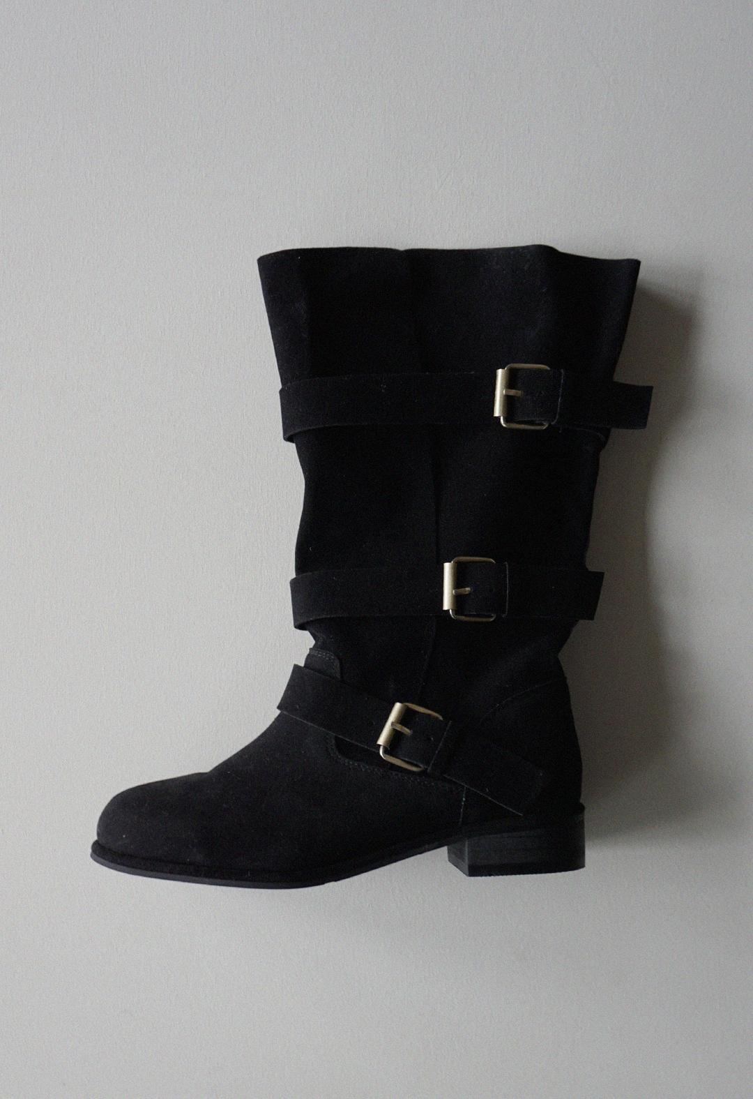 Buckle Strap Suede Boots, 2color