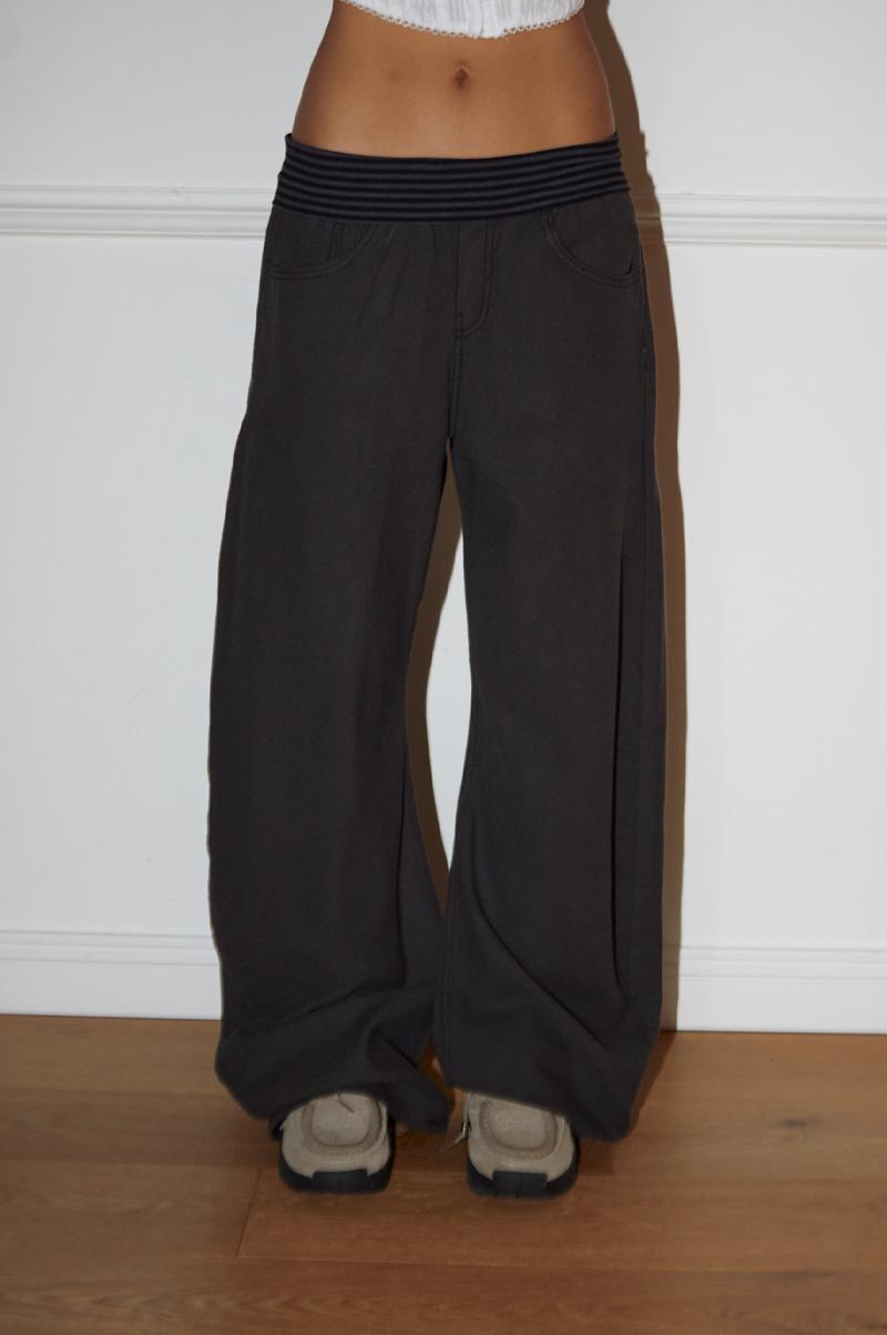 ZOE STRIPED-COMFY CURVED PANTS