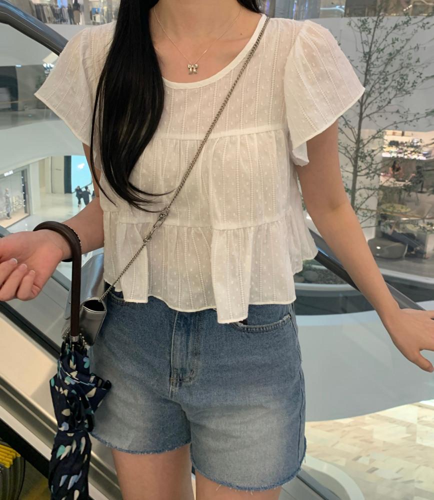 도트 캉캉 날개 블라우스