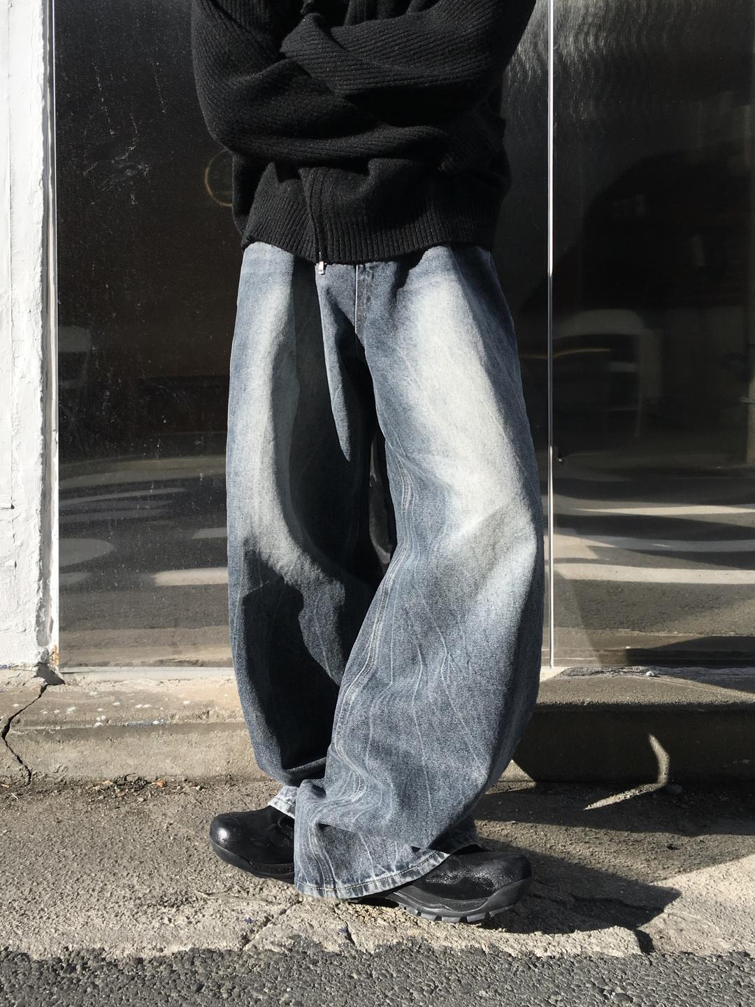 (3월 초 입고예정) Crow crack curved denim pants