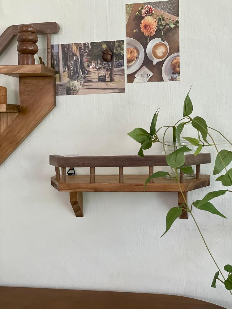 브리에 테라스 벽선반 (난간모양 벽걸이 선반)