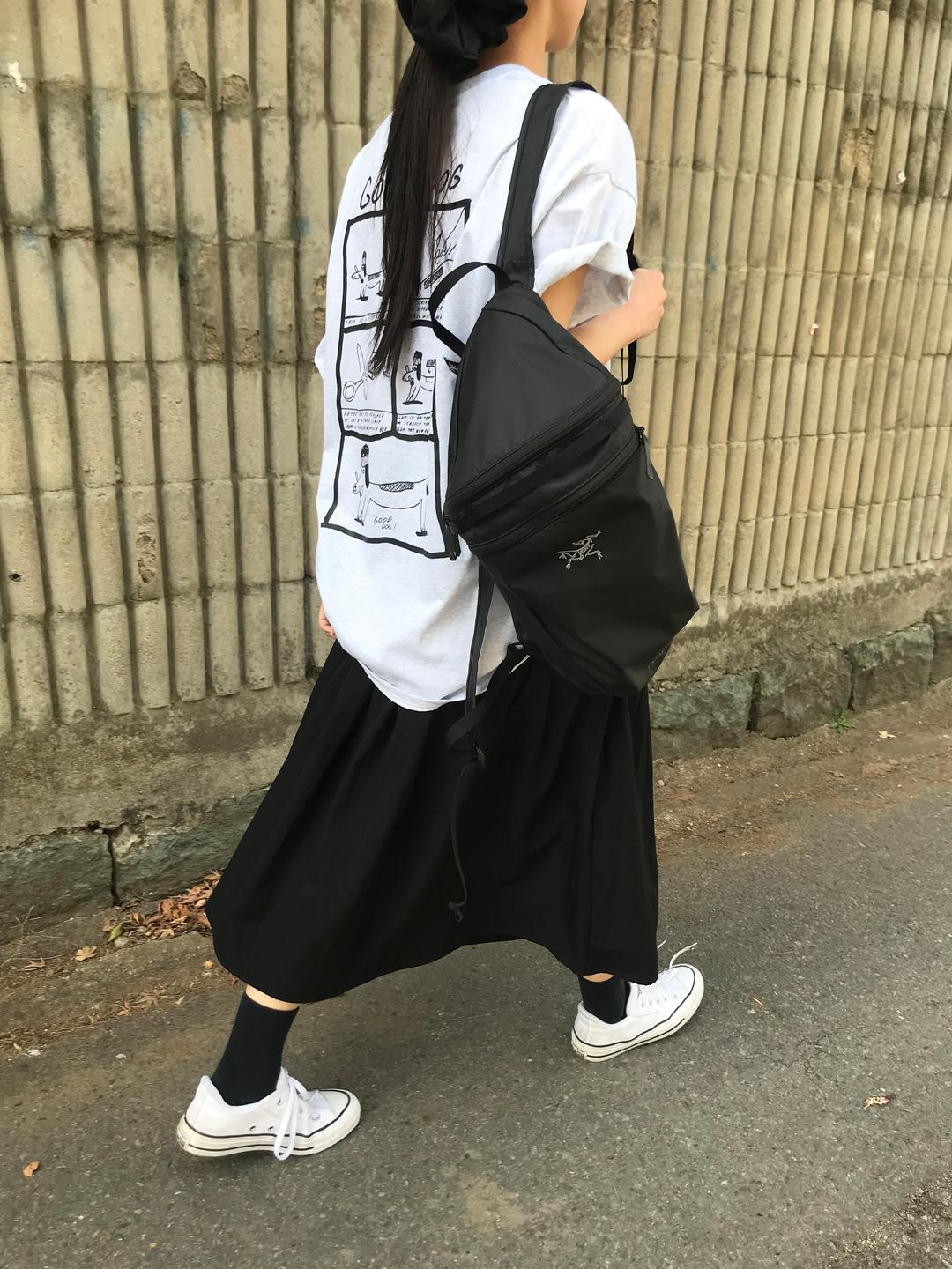 틸다 굿도그 티 (2color)