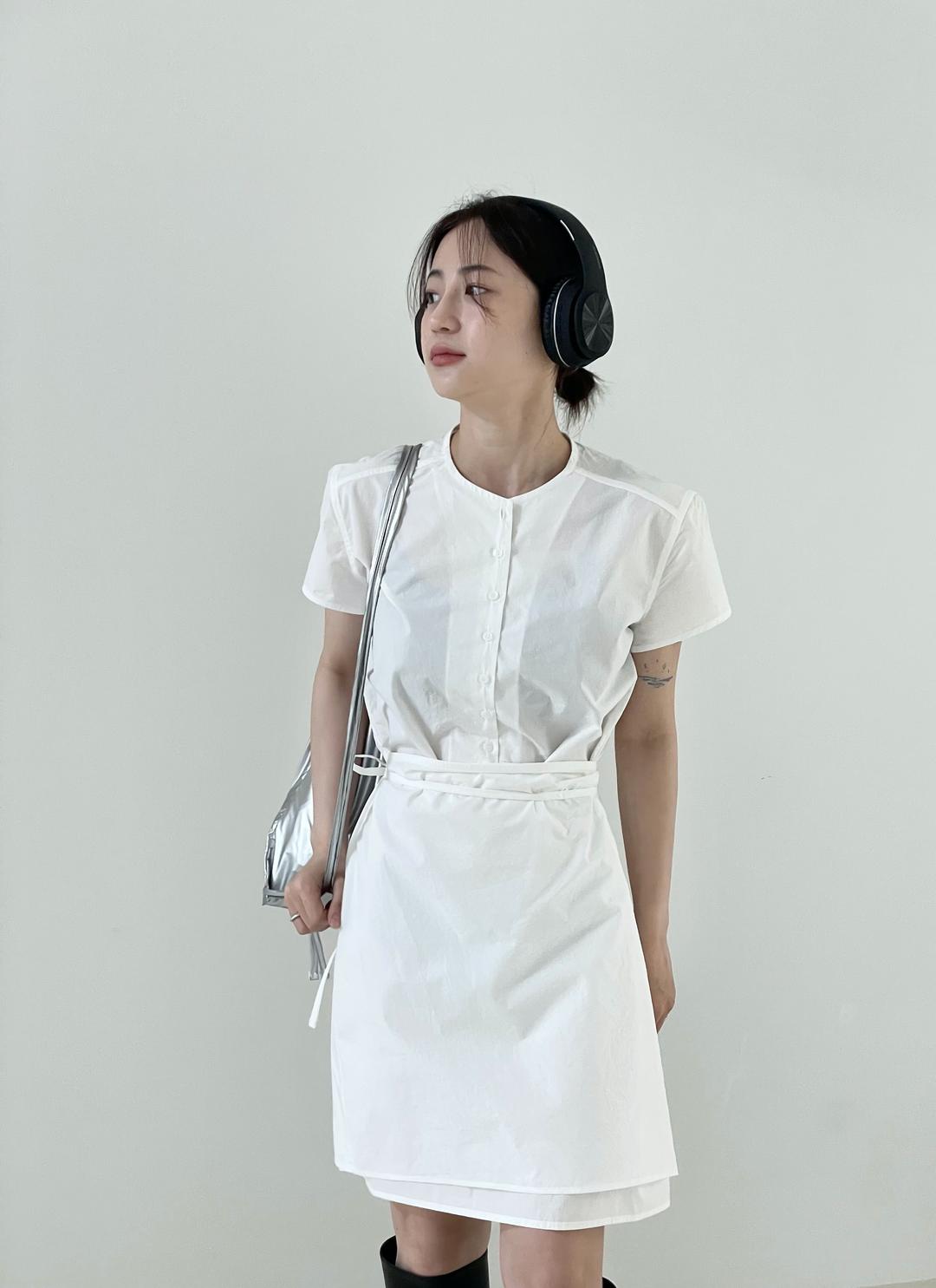 Henly neck mini wrap ops