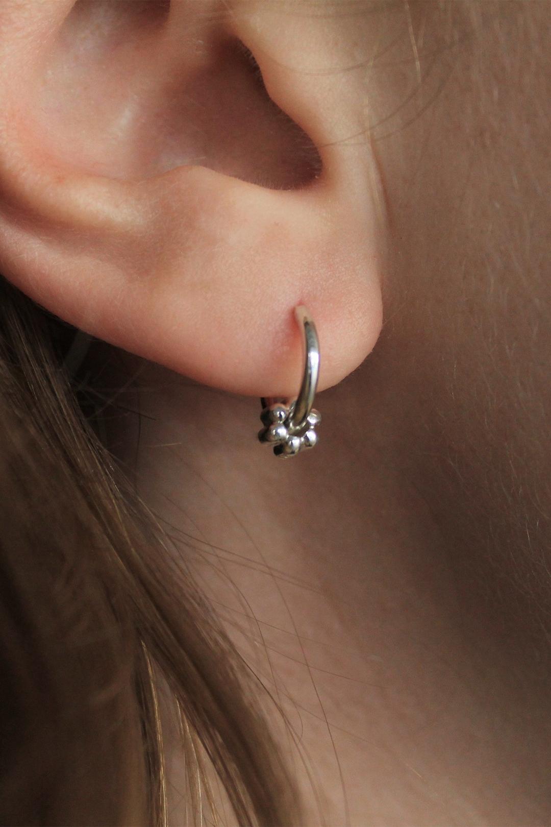 Canelé Hoop Earrings (Silver)