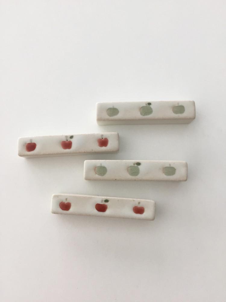 오아페 사과 수저받침 apple chopstick rest (2 options,1ea)