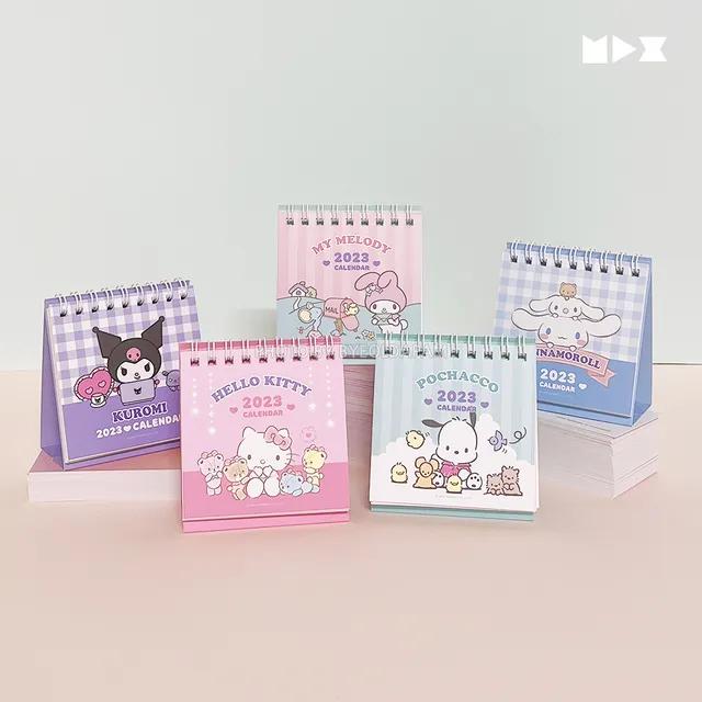 [택배비만받을게요/쿠폰적립금 사용시취소] 산리오 정품 2023년 8cm 미니 캘린더 탁상달력 쿠로미 마이멜로디 시나모롤 폼폼푸린 키티 미니달력
