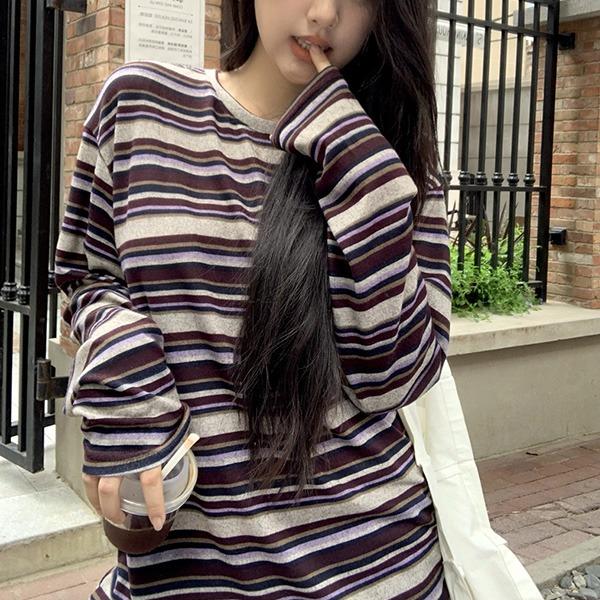 울트 스트라이프 티셔츠