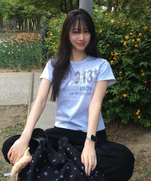 313 프린팅 크롭 티셔츠_그레이