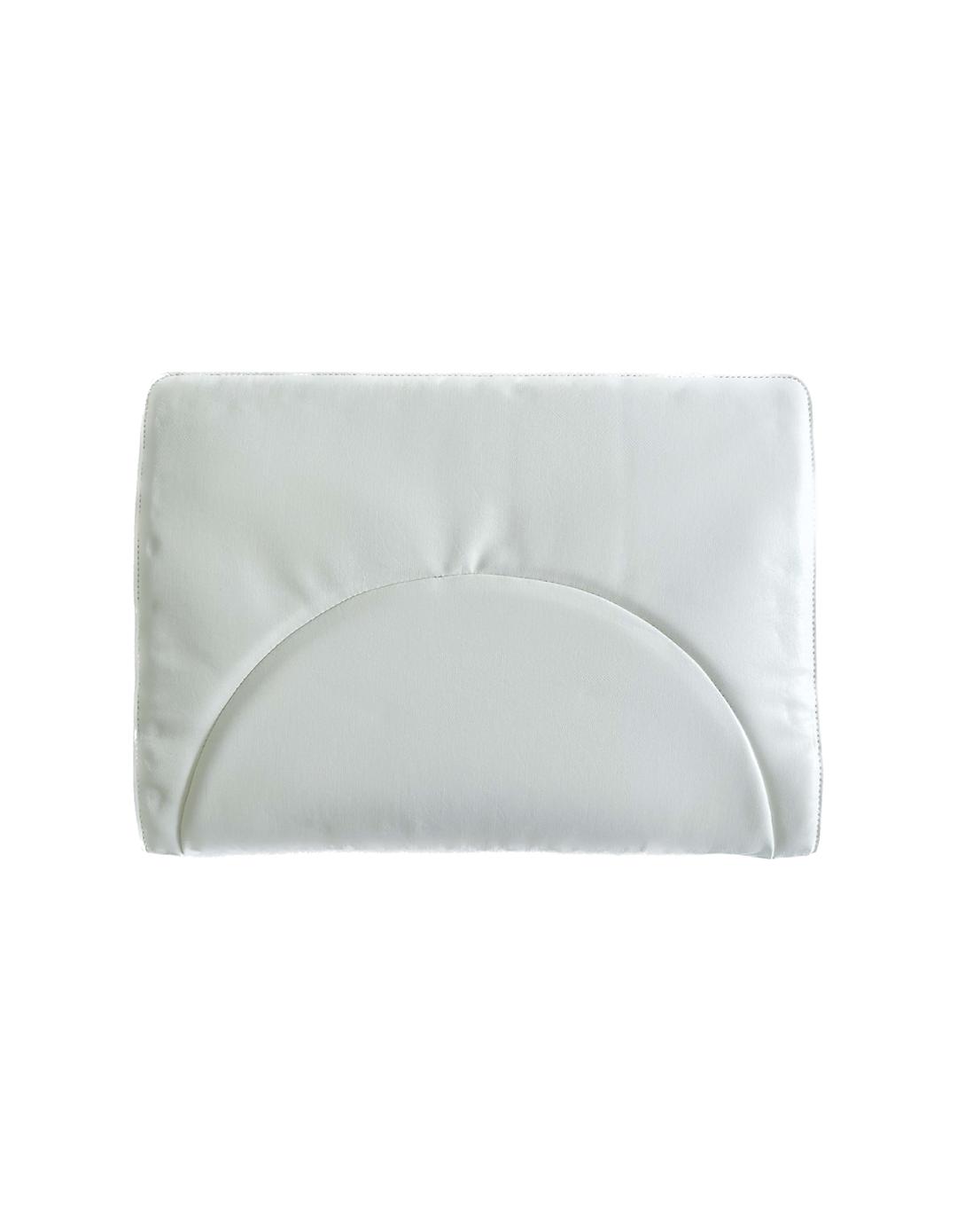 Circle Laptop Pouch (Ivory White)