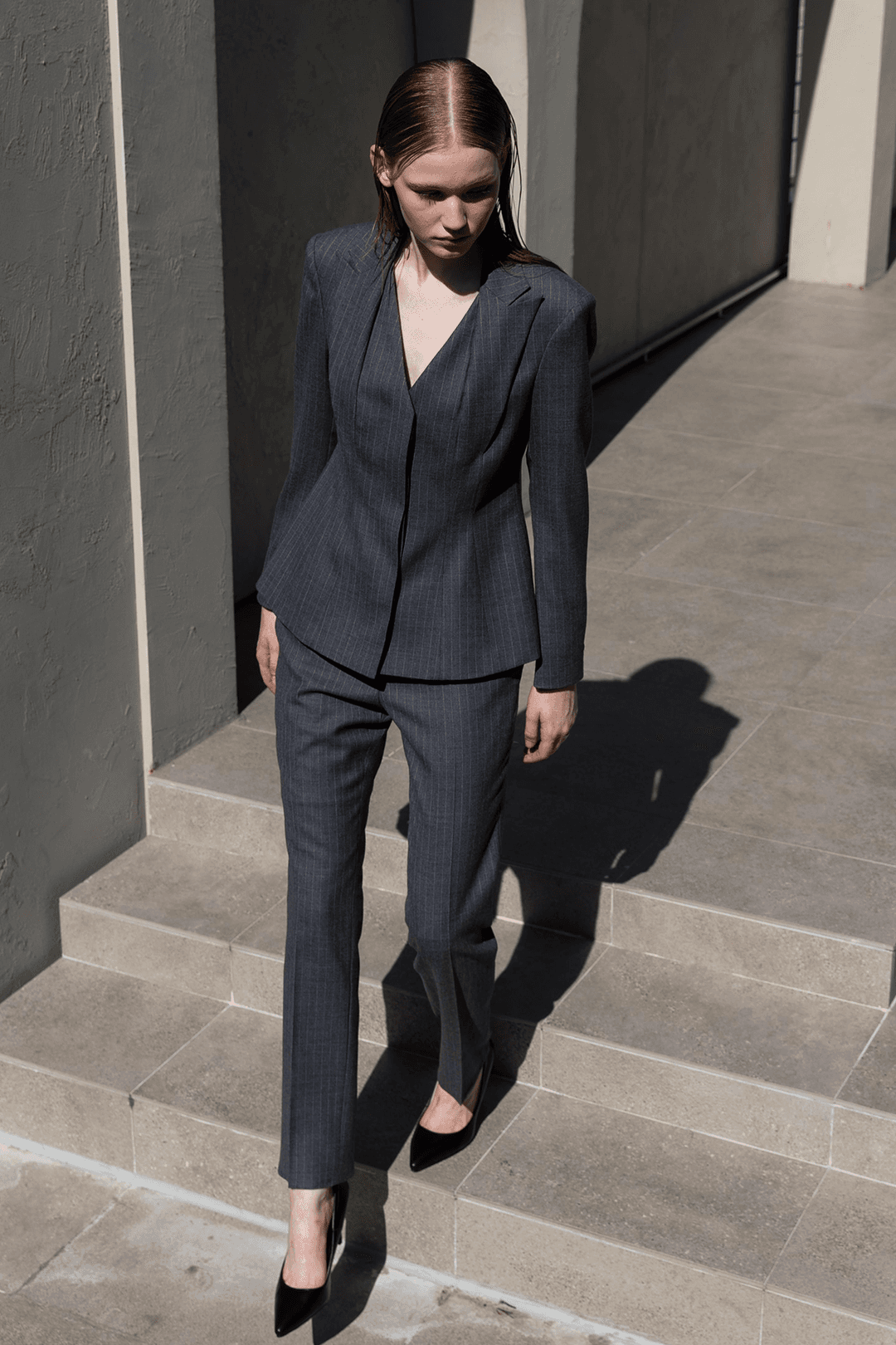 TWO LAYERD TAILRORED SUIT GREY