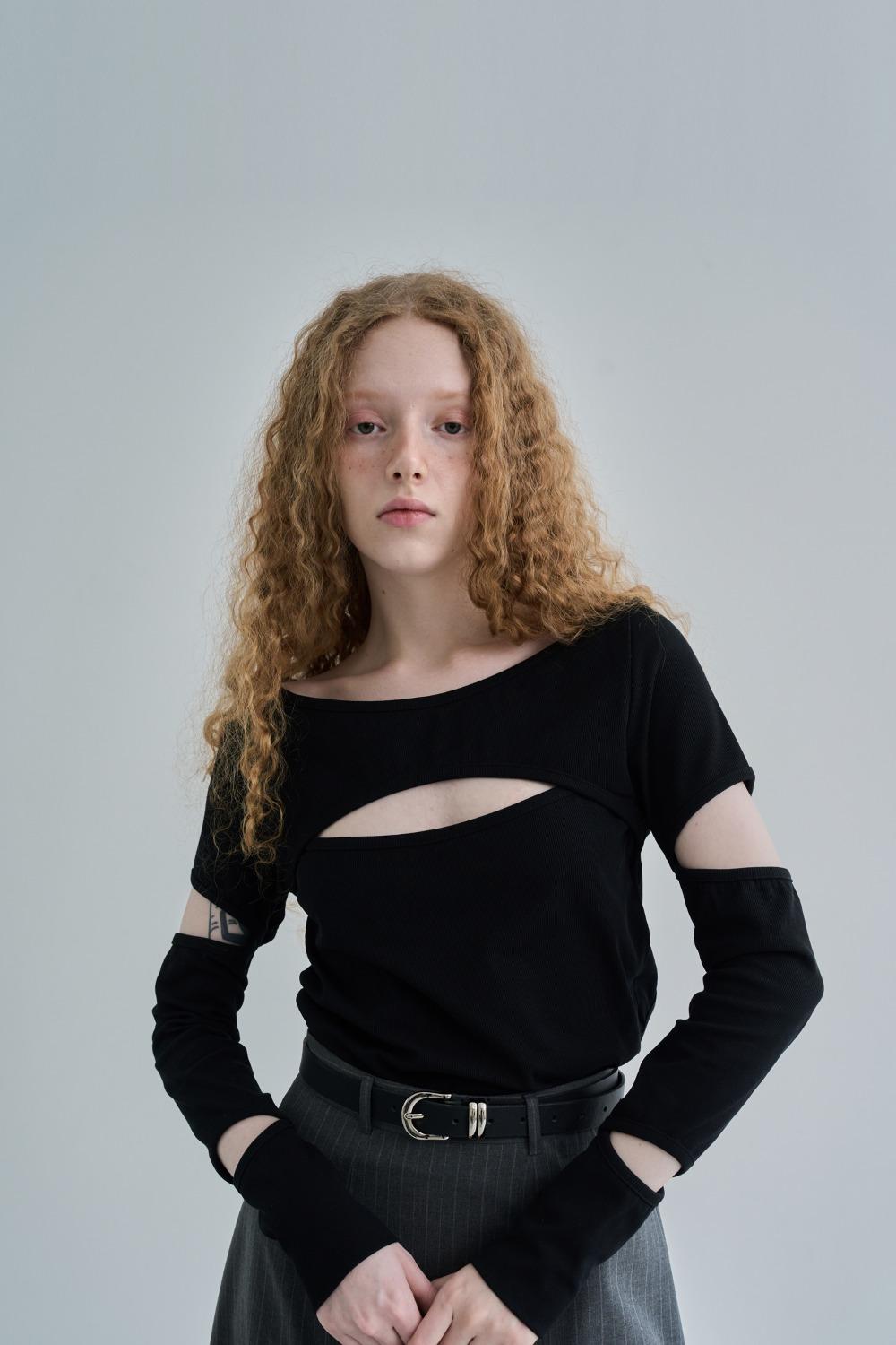 Slit Slit T-shirt / Black