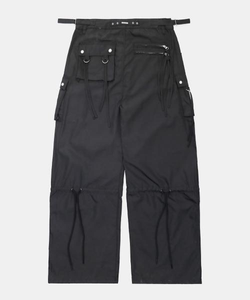 스쿼드 커브드 카고 팬츠 - 블랙