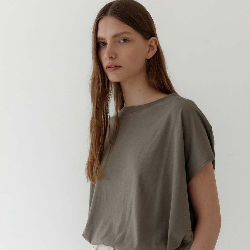 dear boat neck tee-moca grey