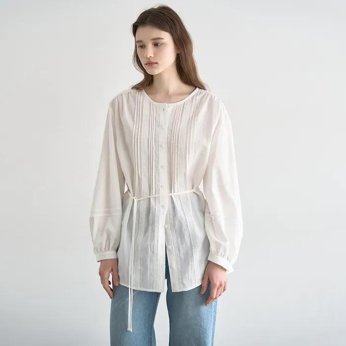 Pintuck lace-patch long blouse White/ST [N6PSBL04]