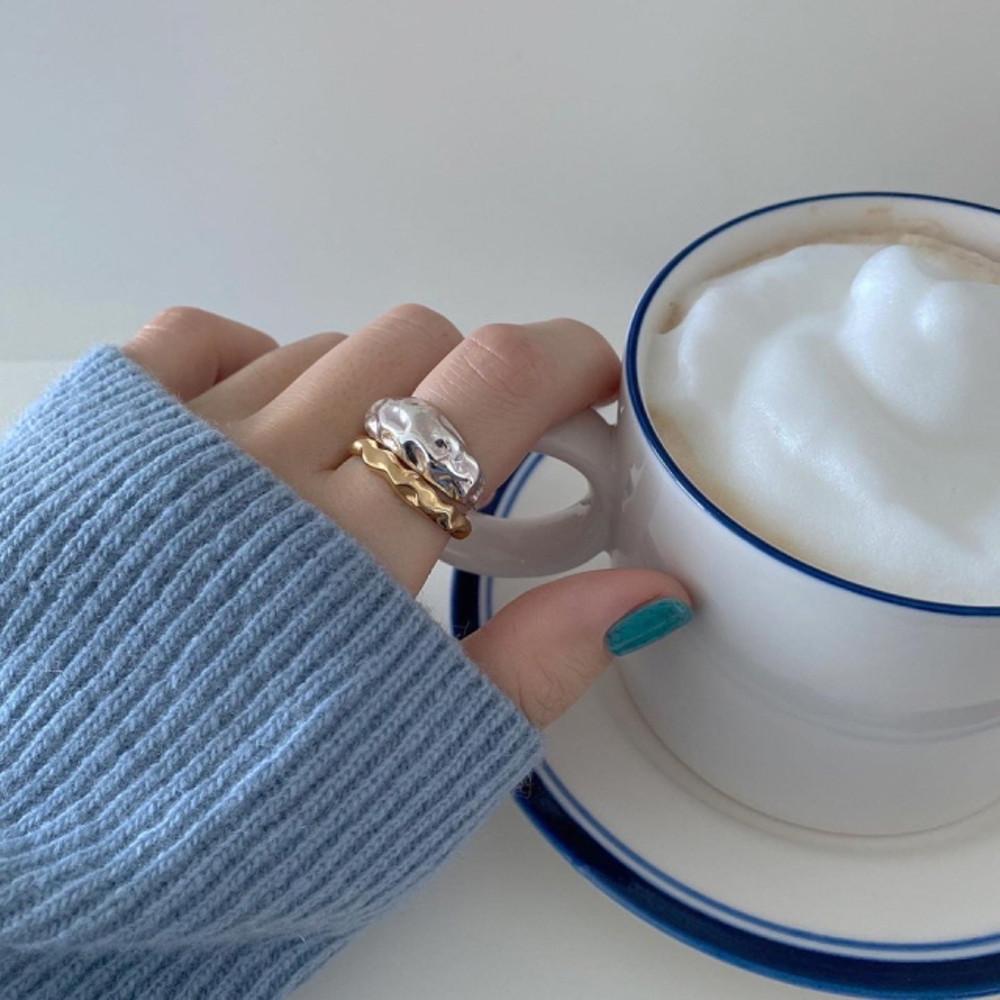 이 화 [크럼플 링, crumpled ring] silver925