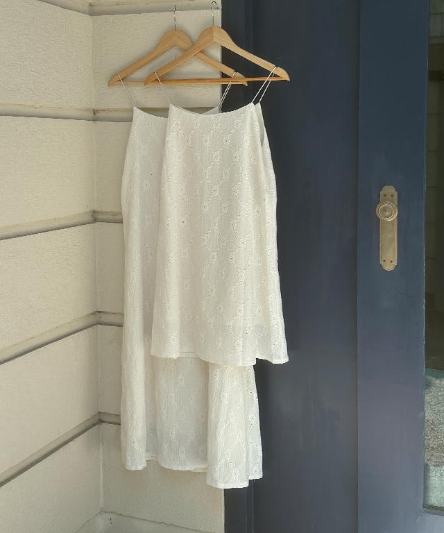 데일리쥬 [3만장판매/MADE] 퍼니첼 펀칭 끈나시 레이어드 롱 원피스 (미니/롱)