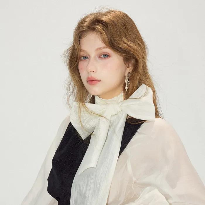 벨 보우 시어 블라우스 세트