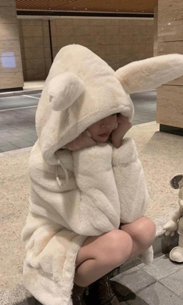 쫑긋 바니 퍼 후드집업