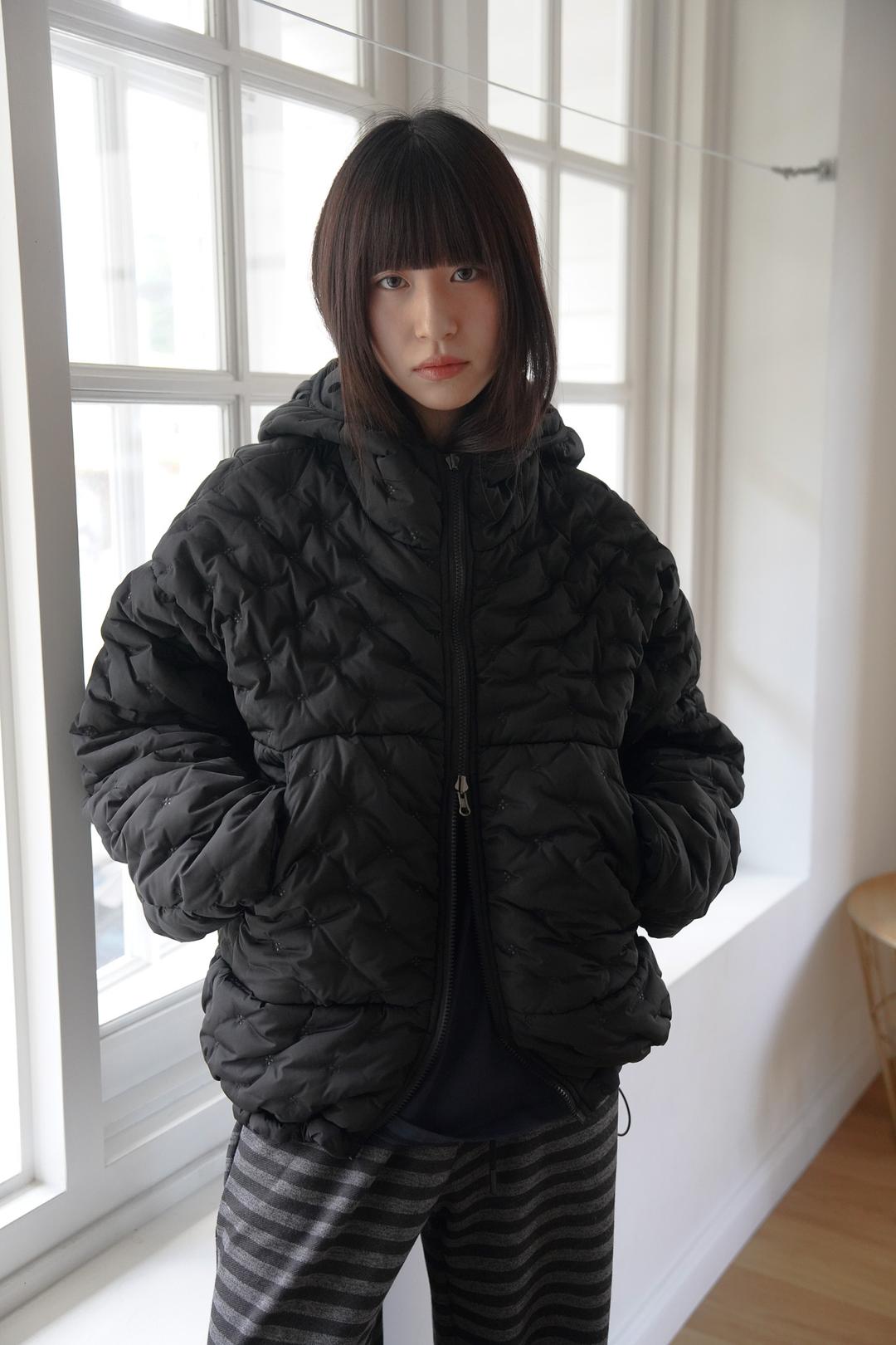 [3차/ 12월 19예약발송] REVERSIBLE POPCORN PUFFER - BLACK