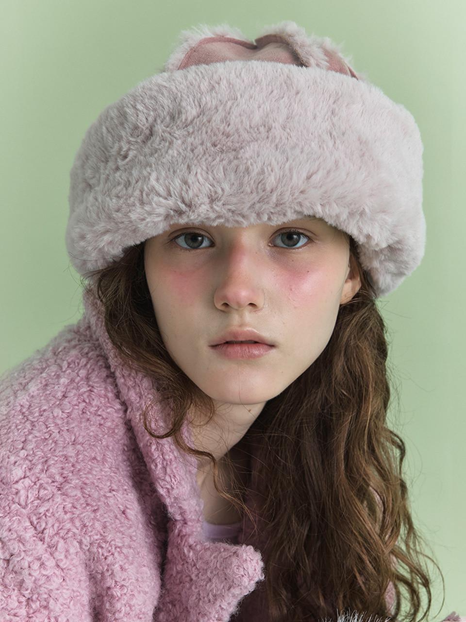 FUR TOQUE HAT IN SUEDE PINK