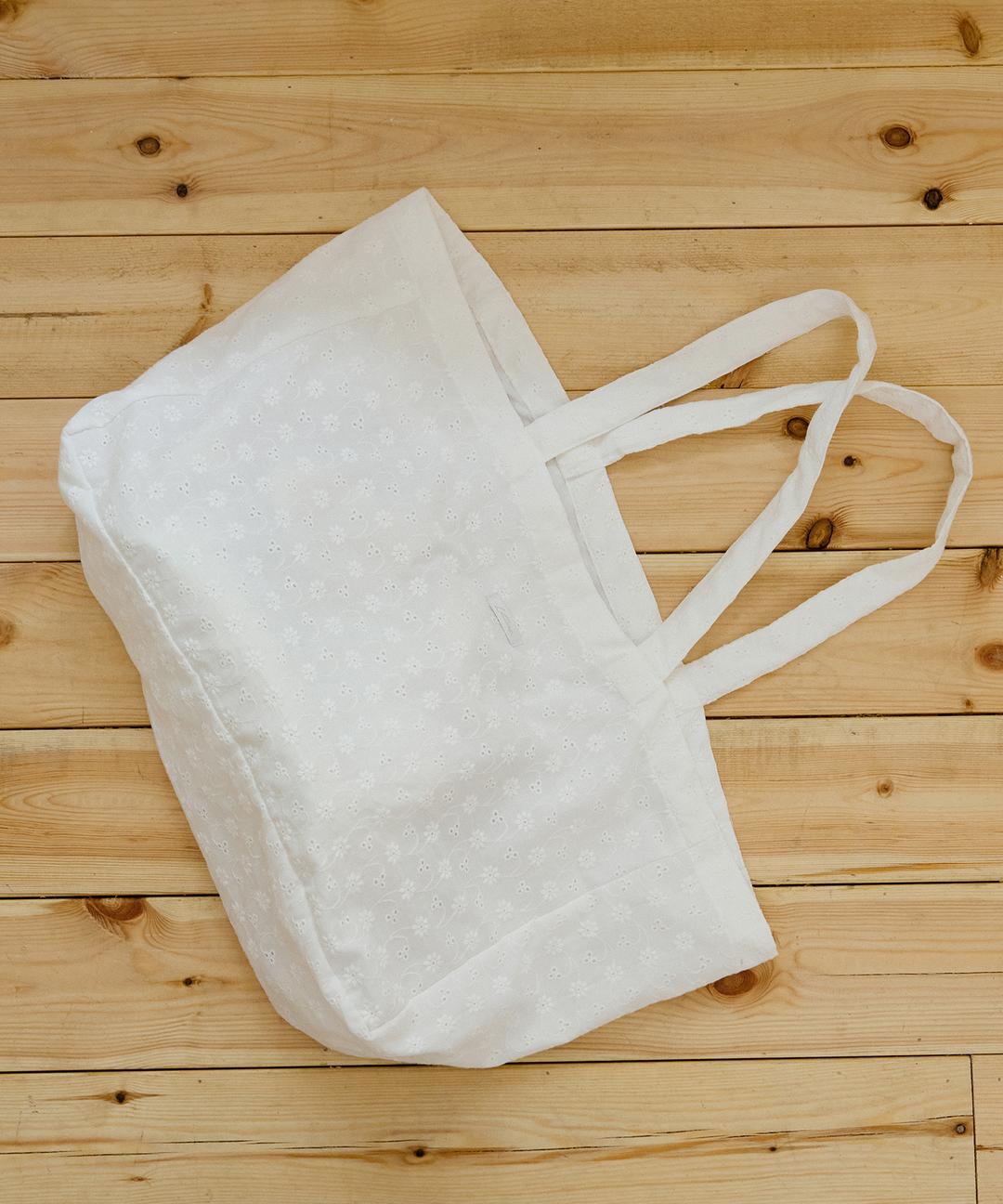 Letters Lace Label Bag ( White )