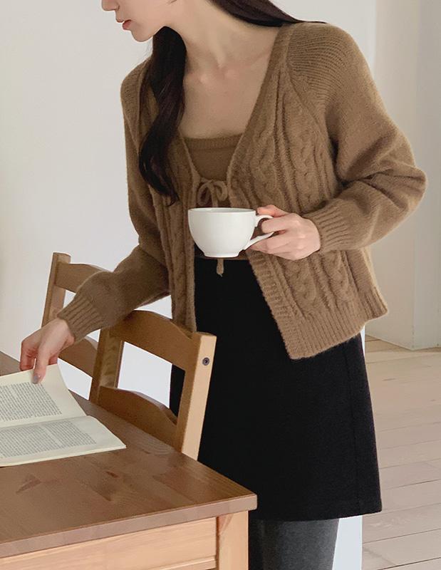 [가디건투피스] 오늘출발 #MADE [tcd0393] 노티브 꽈배기 나시 세트 가디건(꽈배기가디건,브이넥가디건,니트나시,끈나시,니트투피스,가디건투피스)