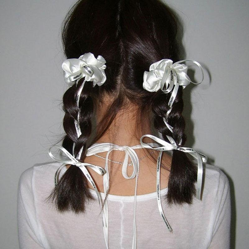 Mizz ribbon scrunchie (Ivory)