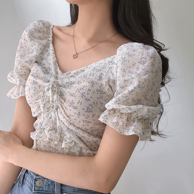[무배] 잔꽃무늬 셔링 프릴 크롭 블라우스 [3 color]