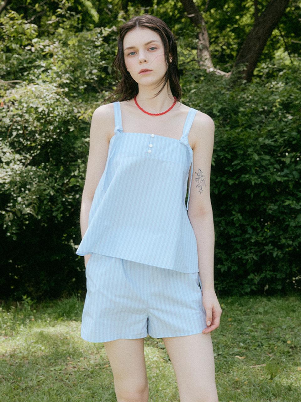 24 STRIPE SLEEVELESS FLARED BLOUSE - BLUE STRIPE