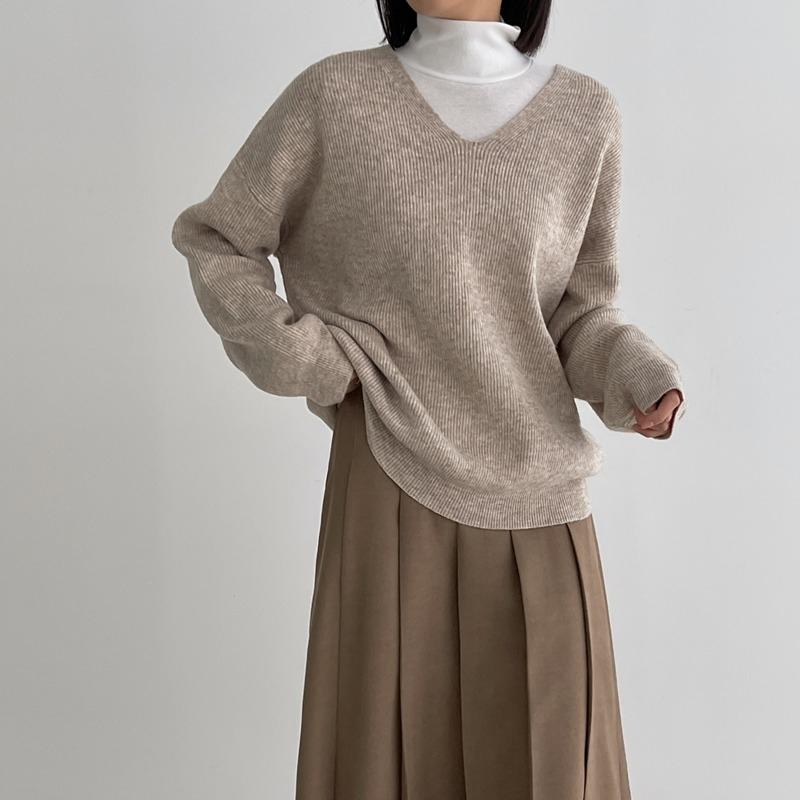 레프 울 브이넥 니트