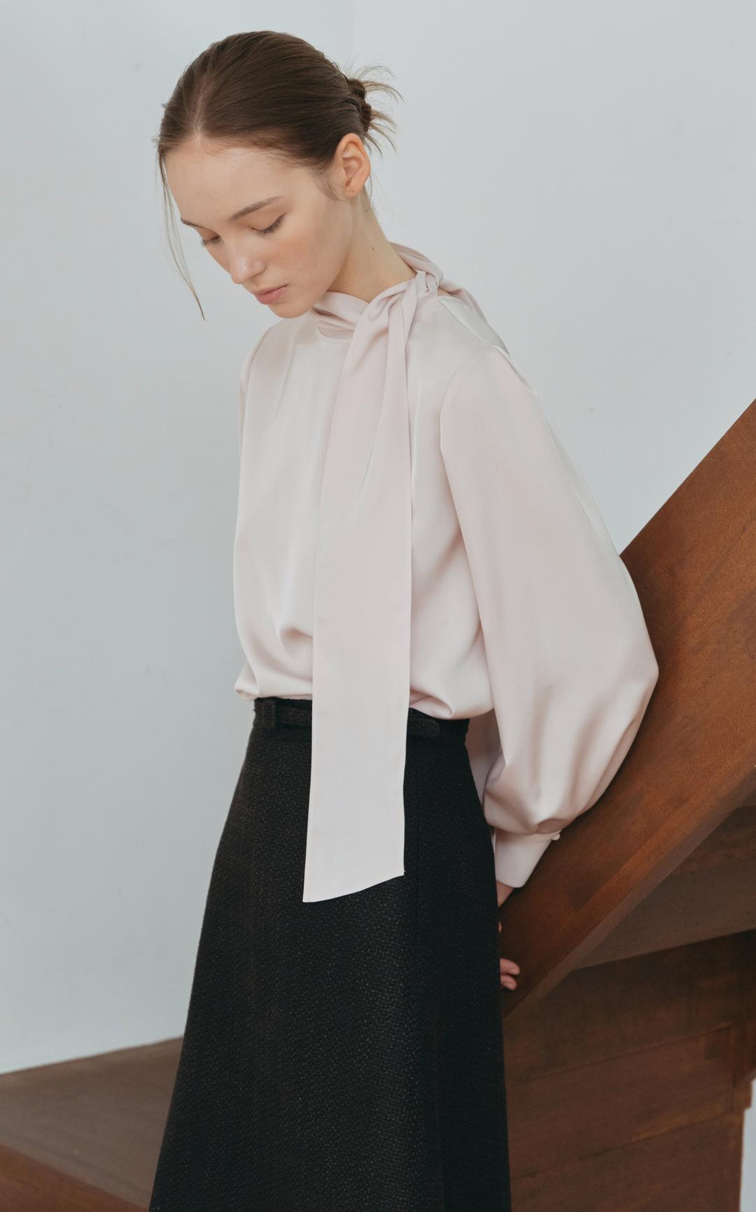 ONN TIE BLOUSE_CREAM BEIGE