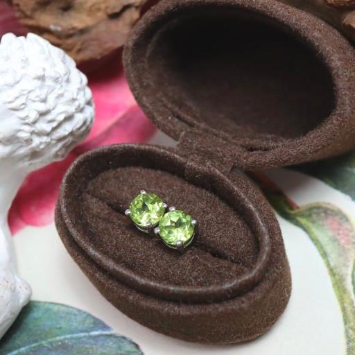 (한정수량) 심플 쁘띠 페리도트 원석 귀걸이