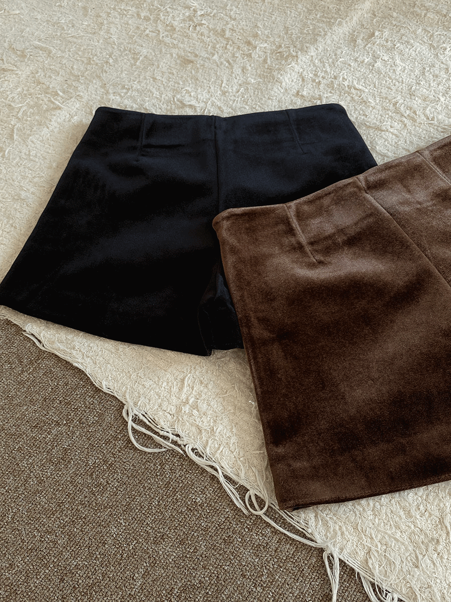 윈터 벨벳 숏팬츠