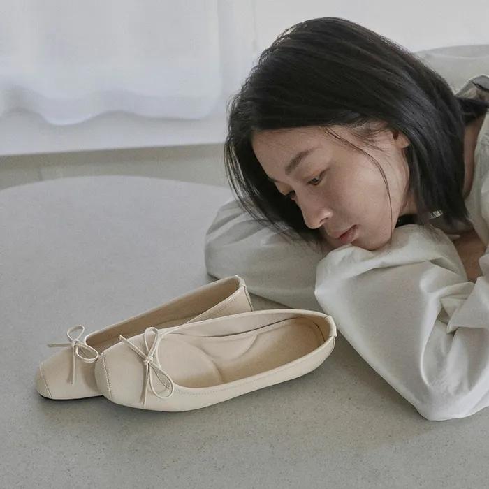 케이트 에나멜 리본 플랫슈즈 (1cm)