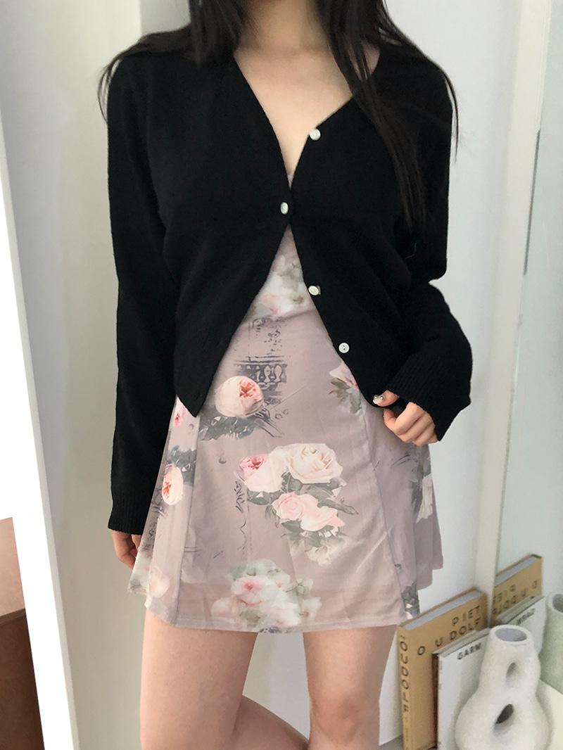 almost v-neck knit cardigan